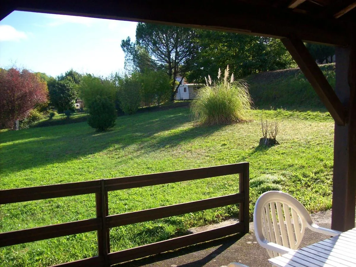 Charmante Maison A Puy-L'Eveque Avec Jardin Et Balcon Holiday home