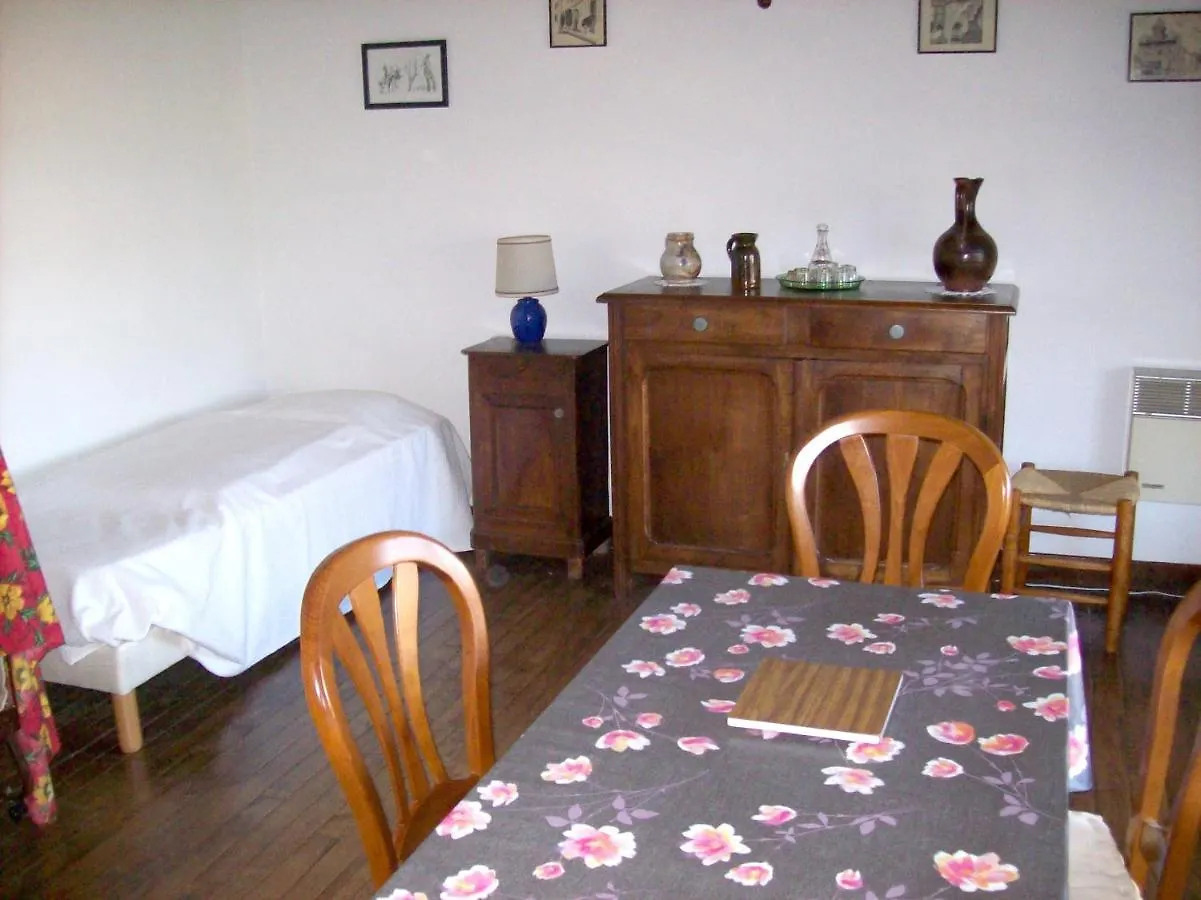 Charmante Maison A Puy-L'Eveque Avec Jardin Et Balcon